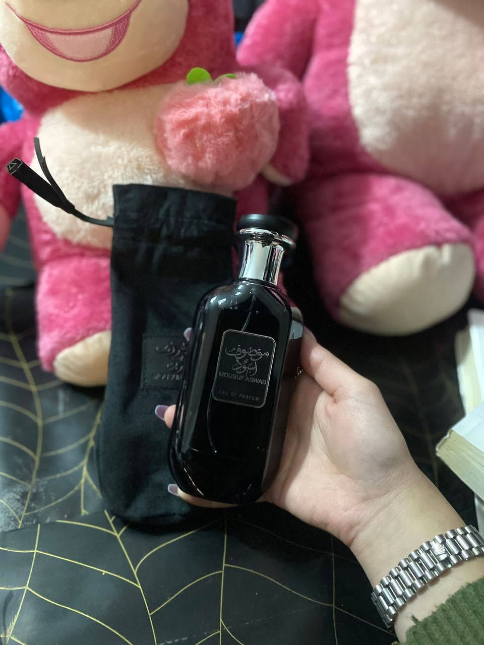 موجود عندي 60 علبة عطر موصوف  الاصلي رجالي  وستاتي صنع اماراتي طبعا الاصلي مختوم من لشركه وريحتووو بتجنن غني عن التعريفف
وبدي أبيع   بسعررررر حرق 🔥🔥🔥
الكمية على وشك النفاذ
#تصفية #عطر_اصلي #عطر_موصوف


**إذا كنت صاحب هذا الإعلان وتريد حذفه لأي سبب، رجاءا أرسل رسالة إلى الدعم الفني**