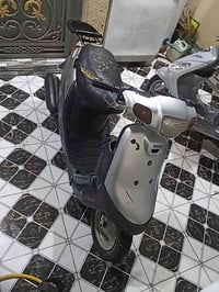 درجة بطه للبيع دراجه شغاله نكره سعر150بيه مجال  07870355406