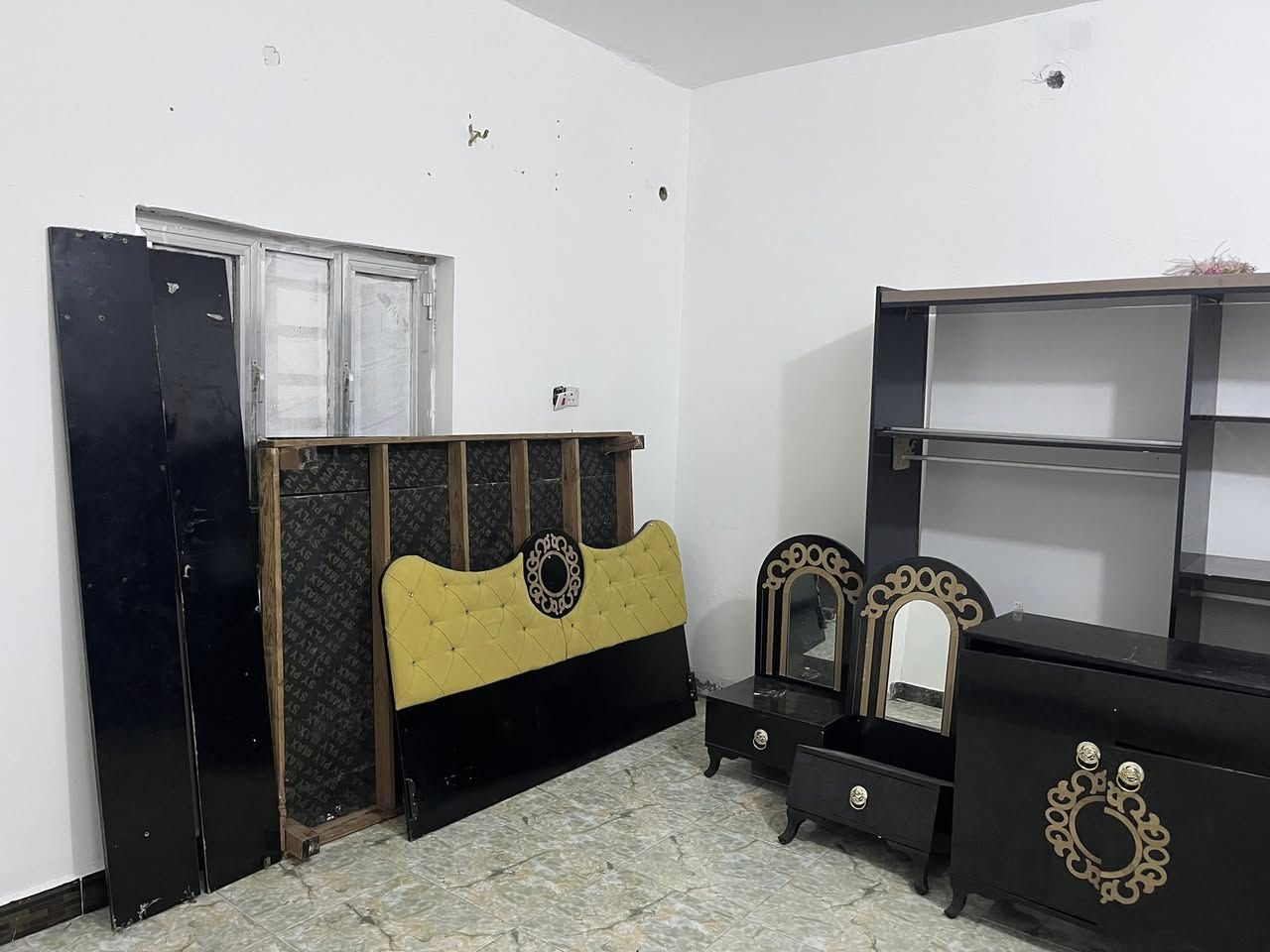 للبيع مستخدمة وشدها مو بلادي وتحتاج ترتيب وشغل كلها ب100 الف


**إذا كنت صاحب هذا الإعلان وتريد حذفه لأي سبب، رجاءا أرسل رسالة إلى الدعم الفني**