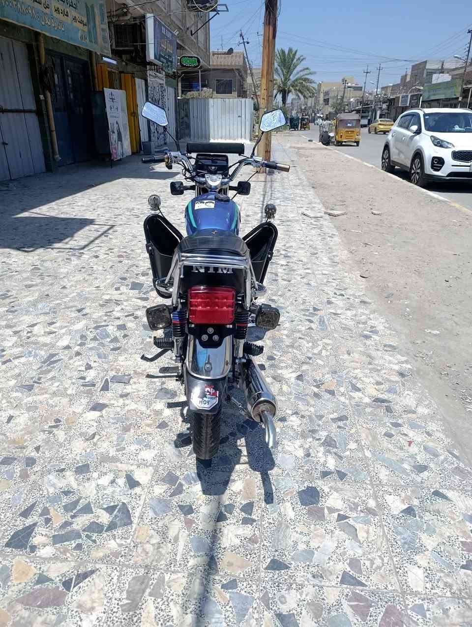 السلام عليكم شاب دراجه نامه شلامجه دخول 24 اوراق أصولي دراجه حلوه مجمبزه وخير من الله للاستفسار 
***********مكاني بغداد شعب أو كريعات
