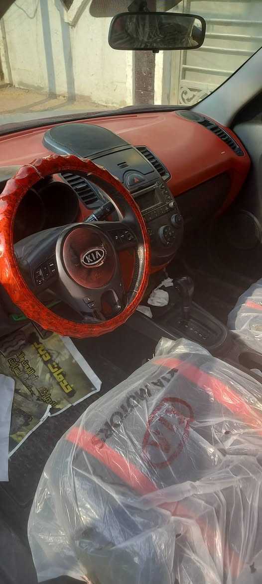 السلام عليكم 
صول ٢٠١٠ 
محرك ٢٠٠٠ 
السعر ٨٨ 
وبيه مجال بسيط 
*********** بغداد
