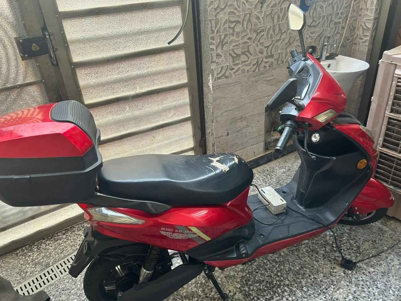 سلام عليكم هاي للبيع جديده كلش مصار اسبوعين من ماخذيه الي يرضي بي الله
او امراوس ابدراجه نايريه
***********
