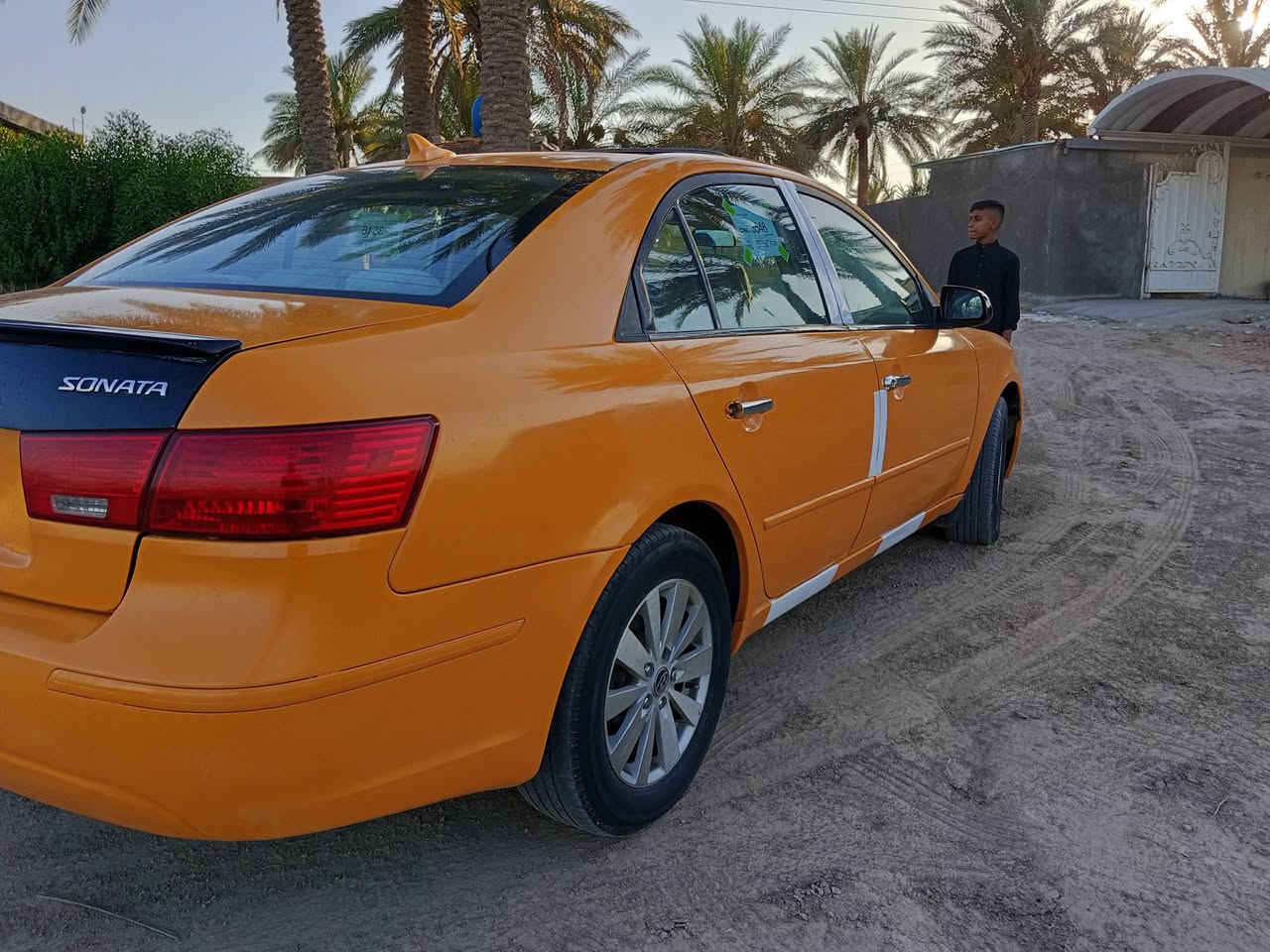السلام عليكم  سوناتا للبيع موديل 2009امريكي مكينه 2400دوش مكينه وكير نضاف تبريد ثلج حادثها جاملغ خلفي رقم كربلاء سنويه 2027دوشمه جديده صبغه جديده السياره فول مواصفات فتحه داخل صاج مصفره هيئه وغرامات السعر 95وبيهه مجال بسيط الاستفسار على الرقم ***********
