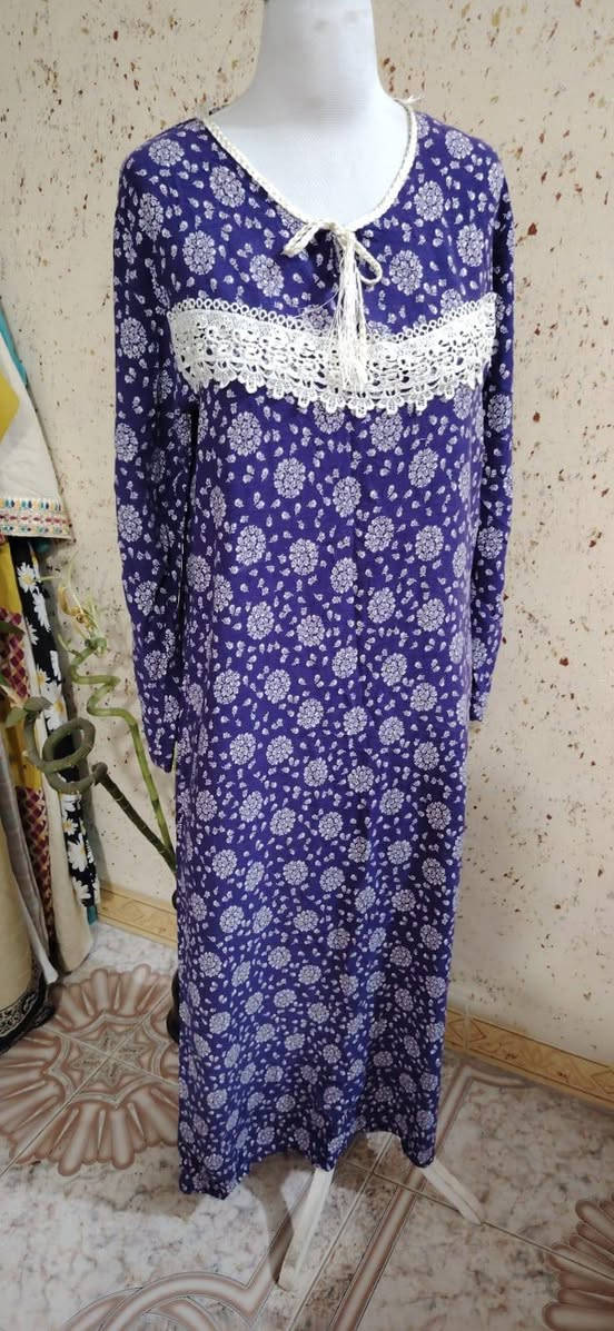 دشاديش نسائية كشمير كويتي فقط 
العدد 50 قطعة لاتلف ولاتعبان مكوي 
السعر 140 الف والتوصيل مجاني ***********7
