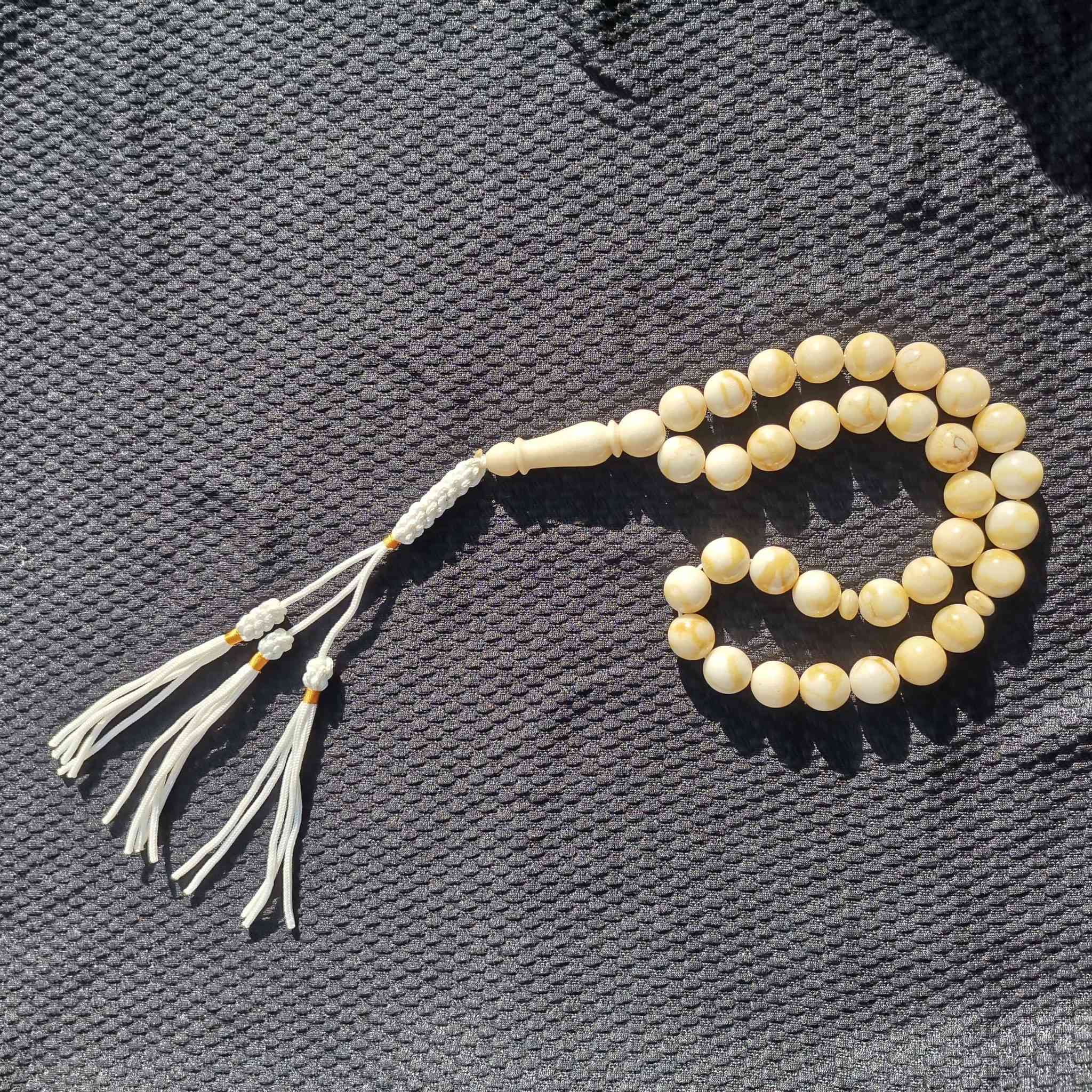 { يَخْرُجُ مِنْهُمَا اللُّؤْلُؤُ وَالْمَرْجَانُ }
سبحه من المرجان الأبيض المميز لهواه التميز والنوادر
عدد 33 حبه
مقاس 13 ملي
بجودة وفينيش عالي
-أسعار خاصة للتجار وأصحاب البراندات والبازارات 
متوفر بيع جملة وقطاعي
الشحن متاح لجميع المحافظات وجميع دول العالم  
التواصل على الخاص 
#حجرومسباح
#حجرومسباح_Hajar_Misbah


**إذا كنت صاحب هذا الإعلان وتريد حذفه لأي سبب، رجاءا أرسل رسالة إلى الدعم الفني**