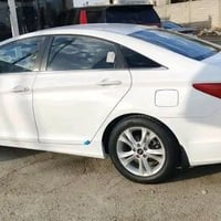 سوناتا للبيع بيها 3 قطع بدون دواخل للاستفسار 07901736261 واتس موجود