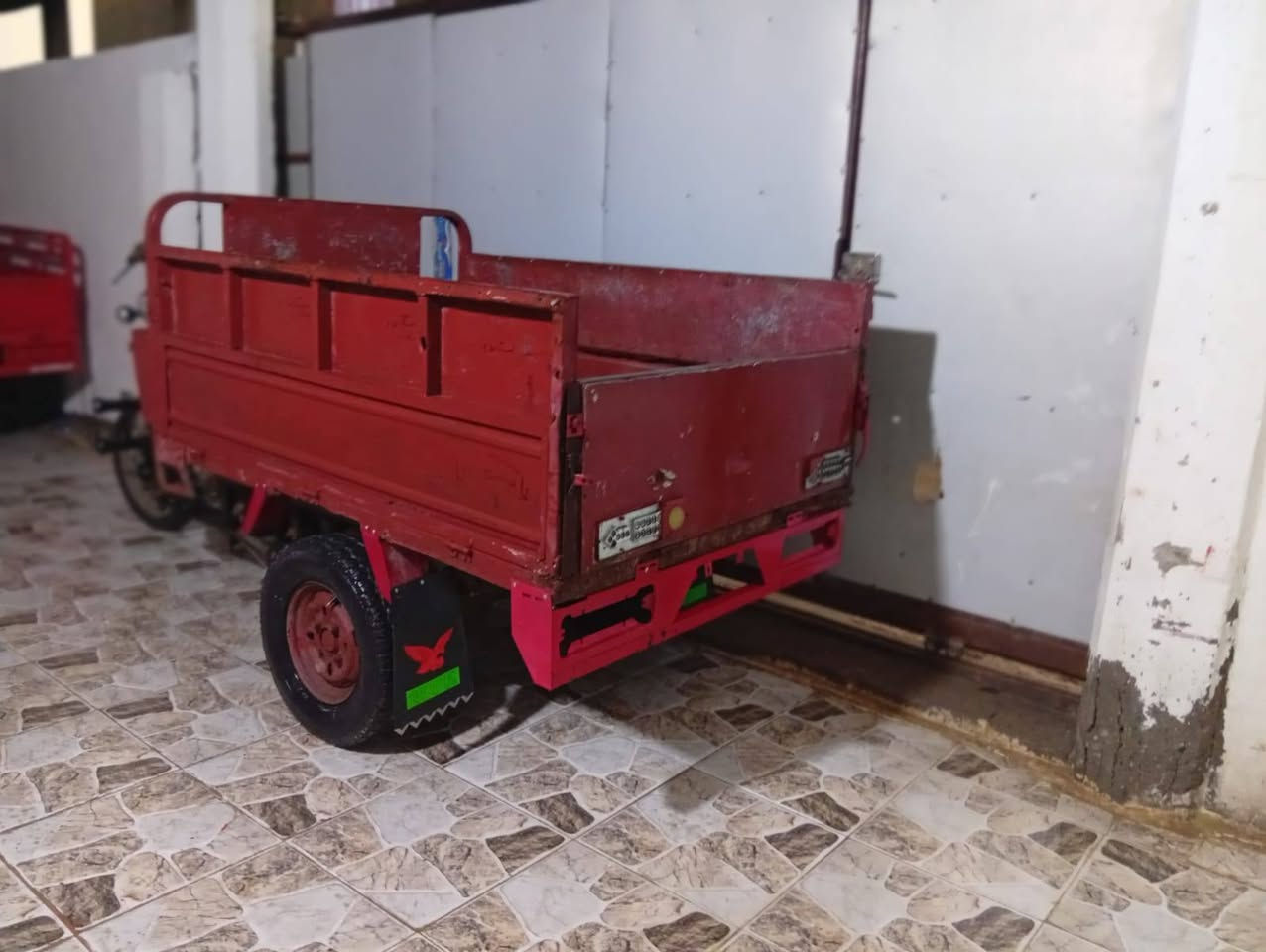 السلام عليكم ستوته ام تي ار ستوته حلوه نضيفه اوراق مديل 13 السعر 800 رقم ***********
