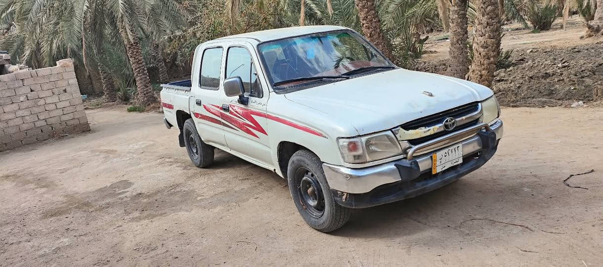 سلام عليكم تيوتا جمره 2002 فول كويتي رقم بصره  الماني سنويه لل ٢٧ كير محرك اكسن شرط كارتون تبريد تدفه عله وضع شركه كارتون حداديه جديده تخم تاير جديد باتري جديد اربع جام كرهباء غرفه ماروني بيع او مراوس بكيه بنكو  مكان سياره سماوه  ***********
