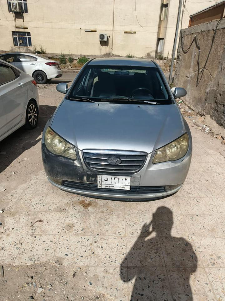 السلام عليكم
افانتي 2008 بغداد مكفوله من الصبغ والضربة كير ومكينه مكفوله تبريد شغال جاهزه من كل النواحي سياره مال بيت  السعر ٨٤ وبيها مجال  قليل  مكان السياره بغداد للاستفسار ع ‭ ‭***********
