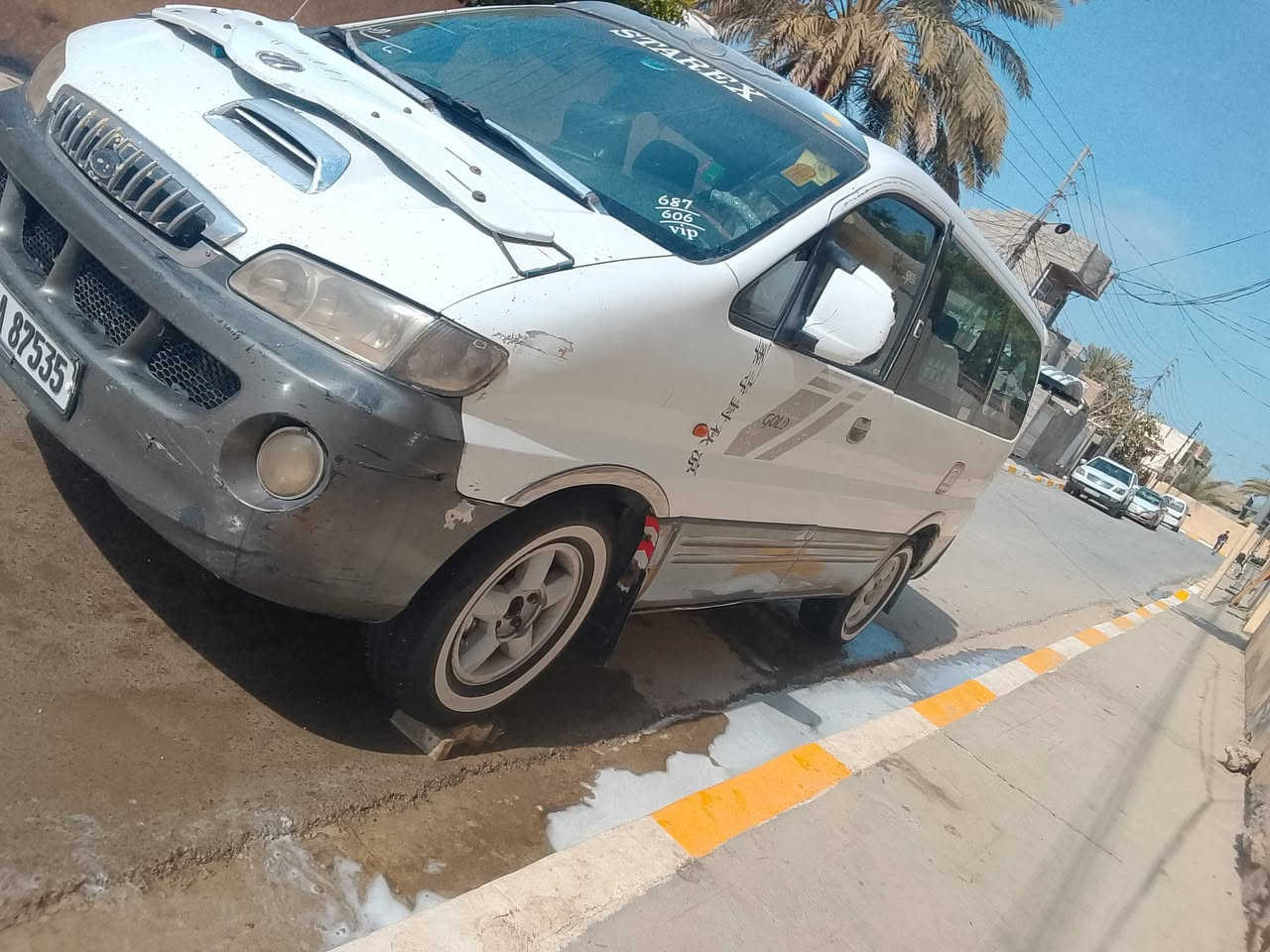 اللهم صلي على محمد وعلى آل محمد 
سلام عليكم ستاركس 2001 رقم ديالى خصوصي انكليزي سنوية جديدة سيارة نضيفة وجاهزة وبعد احلى من صور الكشر كفالة من المعجون وضربة وتبديل صبغ قرار مرور تكم كلها كفاله شواصي كفاله بس واحد بي فطر صغير مامعمر مامئثر عليها عل خارج تخم تاير داخل نضيف تبريد كبريسر عطل جبتلها واحد بعد ماشادة تدفئة شغالة شاشة كامرة كهربائيات كلها جاهزة محرك سوبر لاصرف لا بخار بيع او مراوس المكان ديالى بعقوبة خوان الشراي يخابرني او يراسلني خاص المو شراي لايتعبني والله يرزق الجميع السعر 65 وبيها مجال قليل كلش هذا رقمي *********** وآسف عل إطالة
