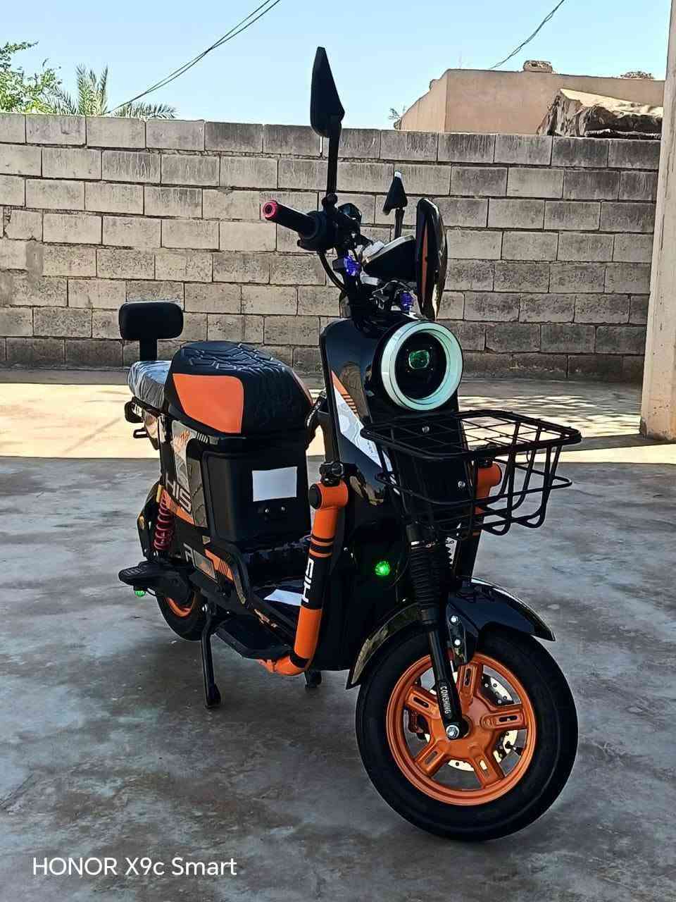 HIS  x900 العالمية مستخدم شهر
-من ارقى انواع الدراجات حاليا من ناحية المتانة والسرعة والشلعة 🔥

الملف 2000 قوي جدا

السرعة في العداد 118 وبالتطبيق 70 حقيقي , 4نمرات

الدراجة كلشي بيها من اشاير ونشرات وعدسة زينون عالي وناصي 

بيها نظام البگ الرجوع

بيها نظام تثبيت السرعة 

نظام بريكات دسكات 

نظام دبلات حقيقي

بيها اشاير يمين ويسار ودبل اشارة

بيها نظام الشاشة يظهرلك ( السرعة ، الشحن ، الكيلومتر ، ونظام كشف الاعطال ، وعدد النمر )

ايضا بيها نظام البايدر في حال خلصت شحن تكدر تستخدم البايدر 🔥

الدراجة بيها 5 بطاريات اصلية

بالشاشة يطلع 72v قوة البطاريات تمشيك مسافة طويلة ومناسبة جدا عن تجربة .

مكاني صلاح الدين تكريت. 

السعر خاص


**إذا كنت صاحب هذا الإعلان وتريد حذفه لأي سبب، رجاءا أرسل رسالة إلى الدعم الفني**