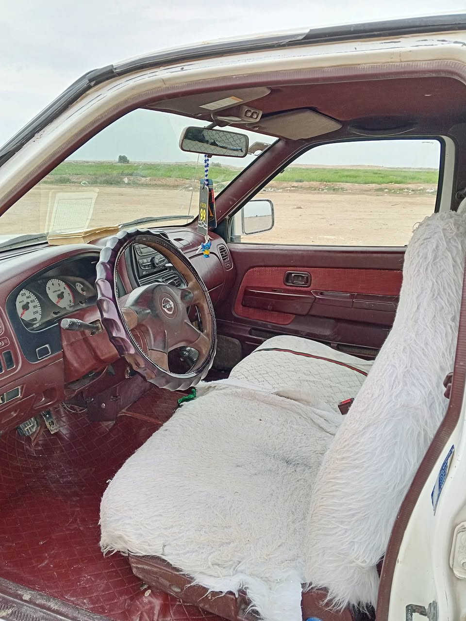 السلام عليكم بيكم نيسان موديل 2007 رقم نجف مشروع وطني رقم ألماني گير ومحرك وشاصي شرط گير تماتيك تخم تايرات سعرها 75 وبيها مجال مكان  سياره السماوة المملحه  الخاص مارد 
شراي اتصل ***********
