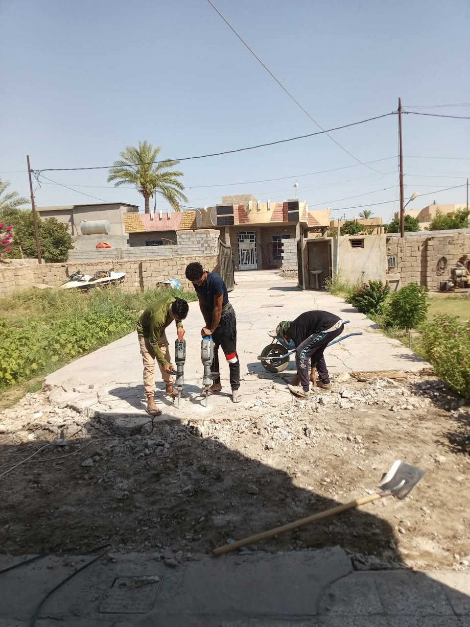 سلام عليكم  / يوجد كادر عمل جاهز/ تصعيد مواد/ تنضيف بيوت/ تفليش/ تكشيط/ تنضيف حدائق/ دفن نهري  / شقلنه ليل ونهار   /ومعداتنه جاهز/ ماعليك بس تصال على رقم  /     ***********سلام عليكم  / يوجد كادر عمل جاهز/ تصعيد مواد/ تنضيف بيوت/ تفليش/ تكشيط/ تنضيف حدائق/ دفن نهري  / شقلنه ليل ونهار   /ومعداتنه جاهز/ ماعليك بس تصال على رقم  /     ***********
