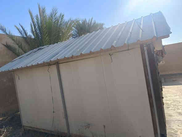 السلام عليكم
كرفان سندويج شغل درجه اولى الكاعيه مالته خشب الطول 5 والعرض 3 والارتفاع 3 
سعره 1700 وبي مجال 
***********
