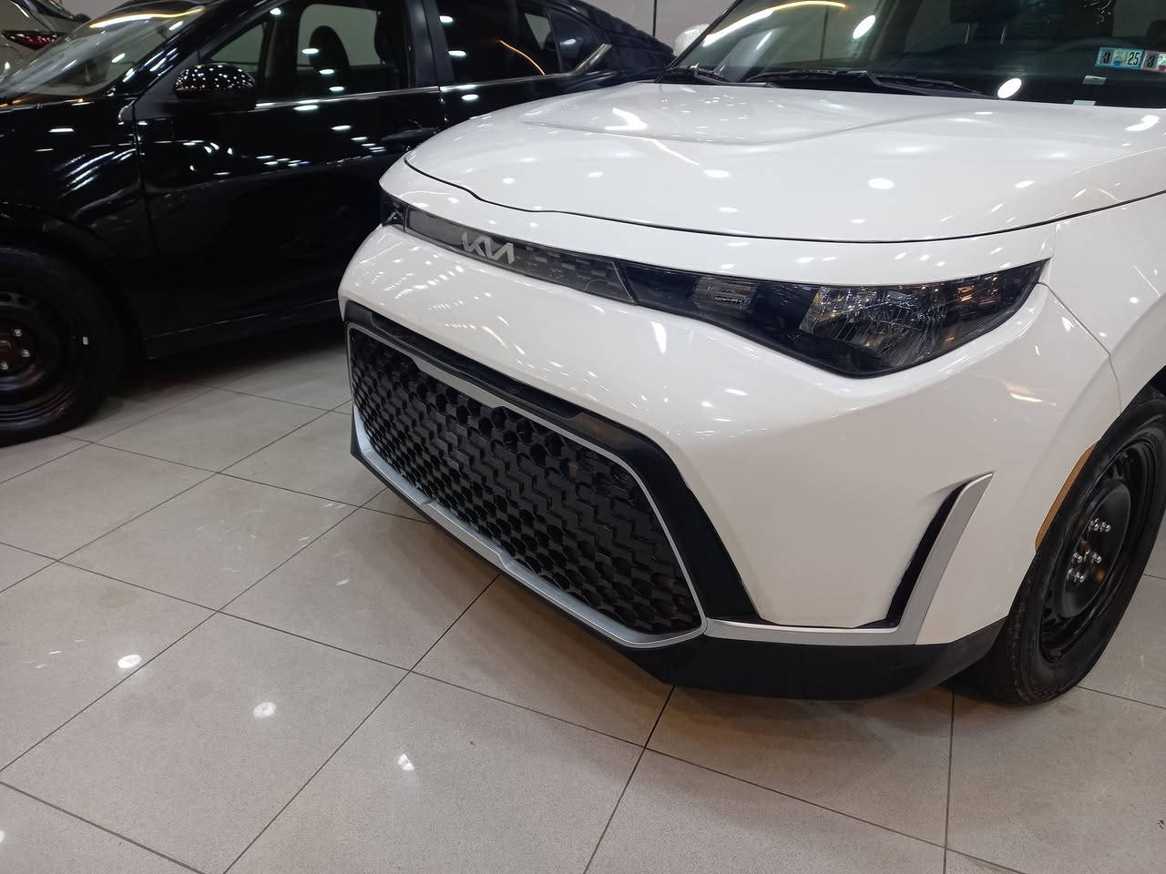 للبيع كيا صول موديل 24 بدون ارباك حادثها جاملغ امام ونص بوند سعر 146 مكان سيارة اربيل شركة ابراهيم نامق للمزيد الاستفسار واتساب ***********
