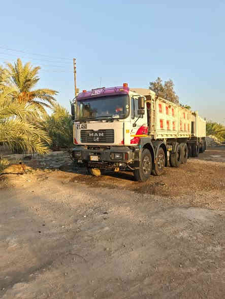 ‏سلام عليكم سيارة للبيع قاطرة مقطورة مربوطه ثلاث لوحات العنوان بغداد السياحي الاتصال على￼***********
