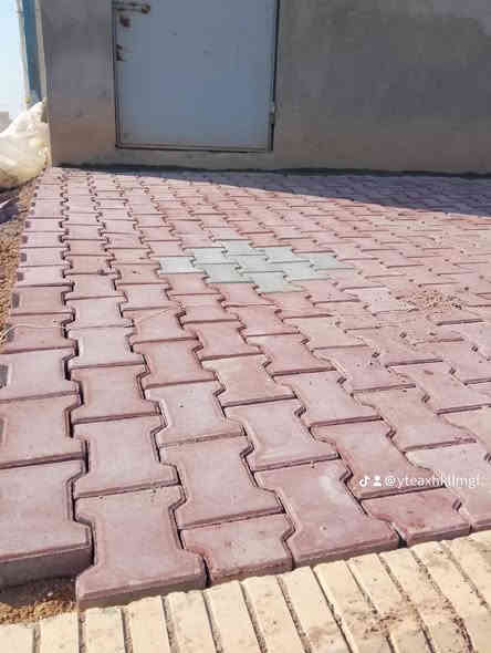 السلام عليكم مستعدون الي جميع انواع مقرنص كربستون ساقي نعمل الى جميع المحافظات شرط  استلام مهندس /بادارة مقاول مصطفى محمد الشمري  اتصال عل ارقام 
*********** 
***********
