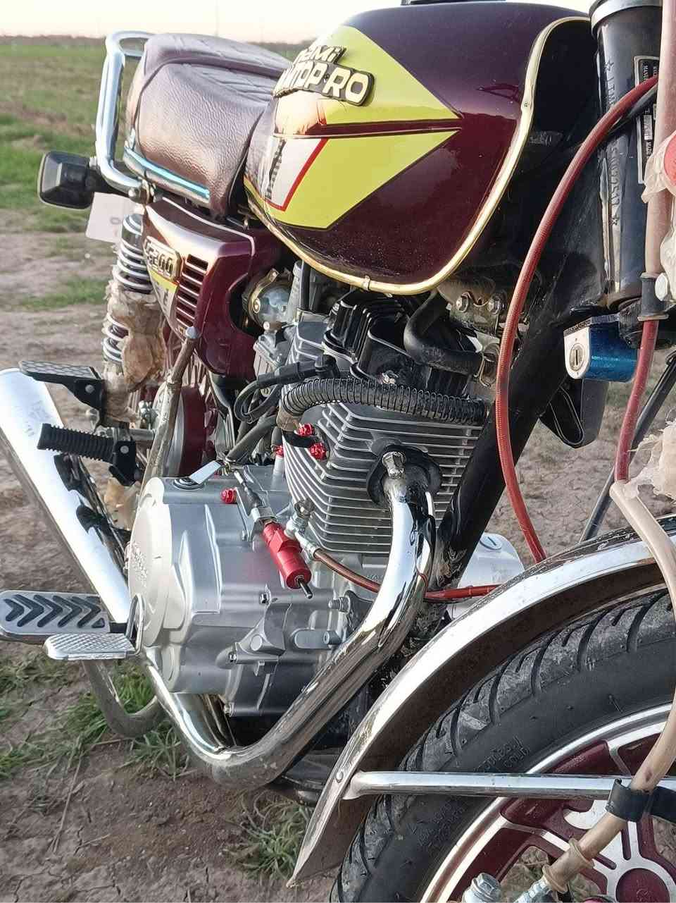 السلام عليكم /// دراجه موديل 2025 محرك 200  للبيع السعر750 ✋مكان كركوك قضاء الحويجه اتصال *********** بيع مستعجل
