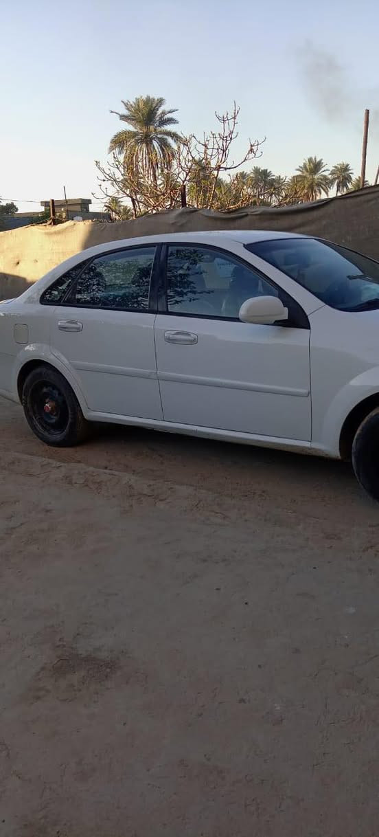 Optra
اوبترا 2011 رقم انكليزي الجديد 

مداور مباشر رقم قادسية
مكفولة عدا صبغ بالدوسة
سعر ٨٥ المكان حلة
تلفون 
***********
