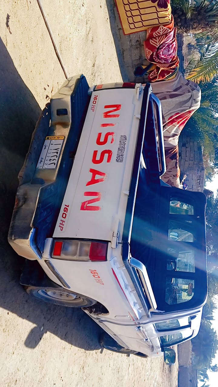 نيسان شبوط2009
رقم بغداد مشروع وطني 
مداور مباشر 

جاهزه من كلشي 
مكينه كير حداديه تبريد 
 السعر125  
الاستفسار اتصال 
***********
ملاحظه بيه تبديل جاملغ وبنيد
