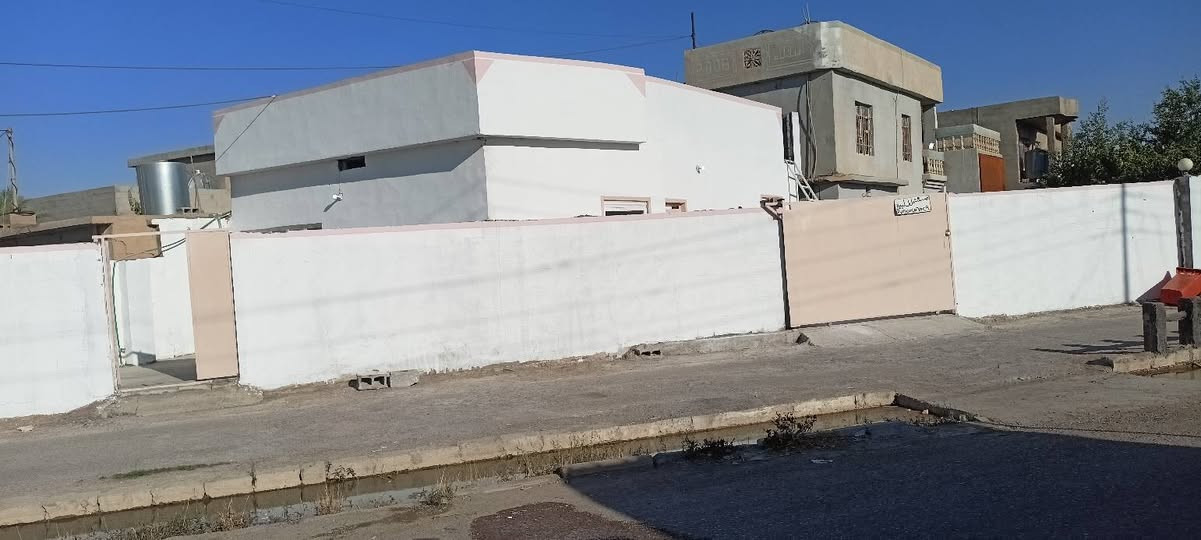 السلام عليكم
مشتمل للبيع 140م
حي السلام فرع الجامع 
***********
