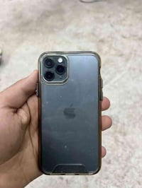 11برو بطارية 100 بدله وشاشه اهم سعر 175 بي مجال مكان بغداد حريه دولعي ...