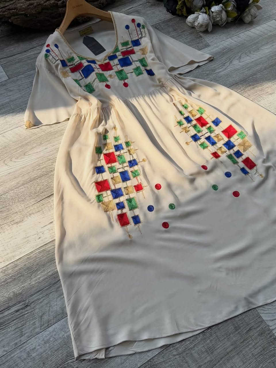 دلّعي نفسك حتى وأنتِ بالبيت 😍
راحة ما تنمل + شكل يجنن
دشداشة قصيرة كشمير هندي ناعم خفيف ومريح 
القياسات :2xl_3xl_4xl_5xl🙂⭐ 🌺 
#الســـــــــــعررر_قطعة8_
#توصيل داخل المسيب الفين دينار 
يوجد توصيل محافظات


**إذا كنت صاحب هذا الإعلان وتريد حذفه لأي سبب، رجاءا أرسل رسالة إلى الدعم الفني**