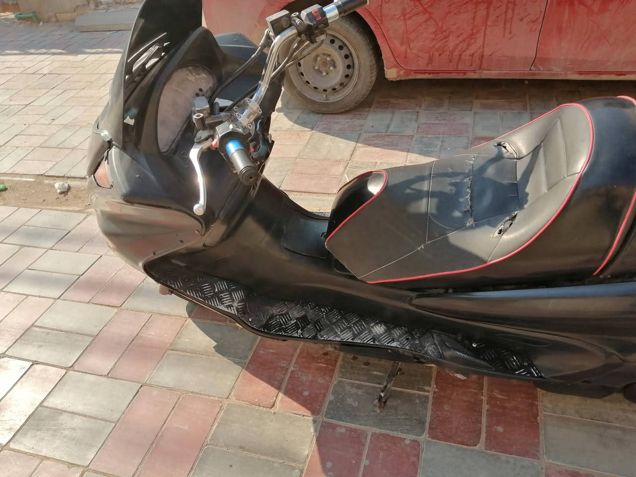 للبيع مكان كربلاء السعر ٤٠٠...او مراوس اربع كير ***********
