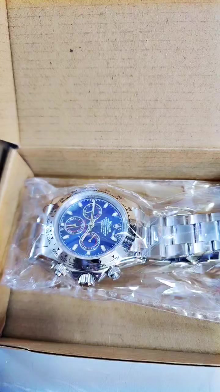 رولكس كلهن اوتو ماستر
وبيهن ستيكرات كلين عندي ١٦ قطعه الي تفيده يراسلني


**إذا كنت صاحب هذا الإعلان وتريد حذفه لأي سبب، رجاءا أرسل رسالة إلى الدعم الفني**