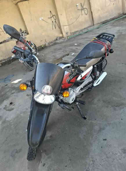 بوكسر ٢٠١٩ كامله اوراقها حته اوراق القرص وياها جاهزه بس رقم سعر مليون نظيفه ماشيه ١٤ حقيقي ***********
