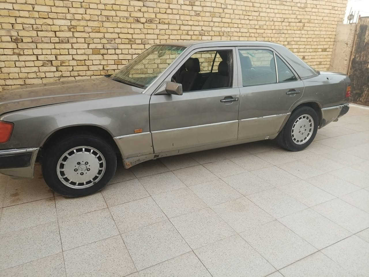 سلام عليكم مرسيدس دب موديل 91 مكينة ثنين و نص بيه بس قاعدة طاكه مال صدر راكب سياره نضيفه. سعر 35 بيهه مجال


**إذا كنت صاحب هذا الإعلان وتريد حذفه لأي سبب، رجاءا أرسل رسالة إلى الدعم الفني**