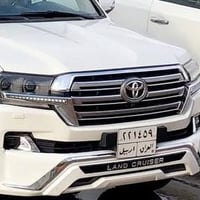 لاند كروزر • ٢٠١٦ • بغداد