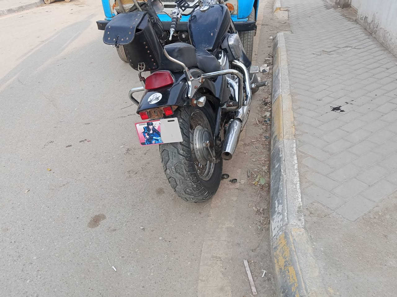 هارلي ستد 400سيسي الدراجه جاهزه من كل شي كهربائية كله شغاله مكينه وضع الشركه اوراق سكنر اخون ترفون كلهن بدون مكاني صويره السعر خاص للتواصل ***********.
