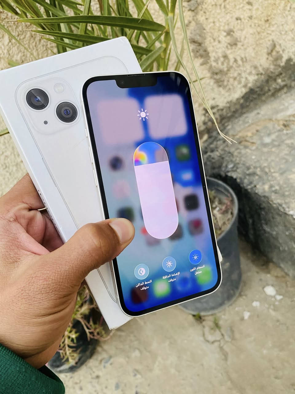 ايفون 13 عادي ذاكرة 128 بطارية 66 صرفه كلش زين نظافه 100% ممفتوح بلادي كامل ملحقات كارتون + كيبل اصلي + 10 كفرات ويا السعر 340 قفل مكاني بغداد ابو غريب ***********
