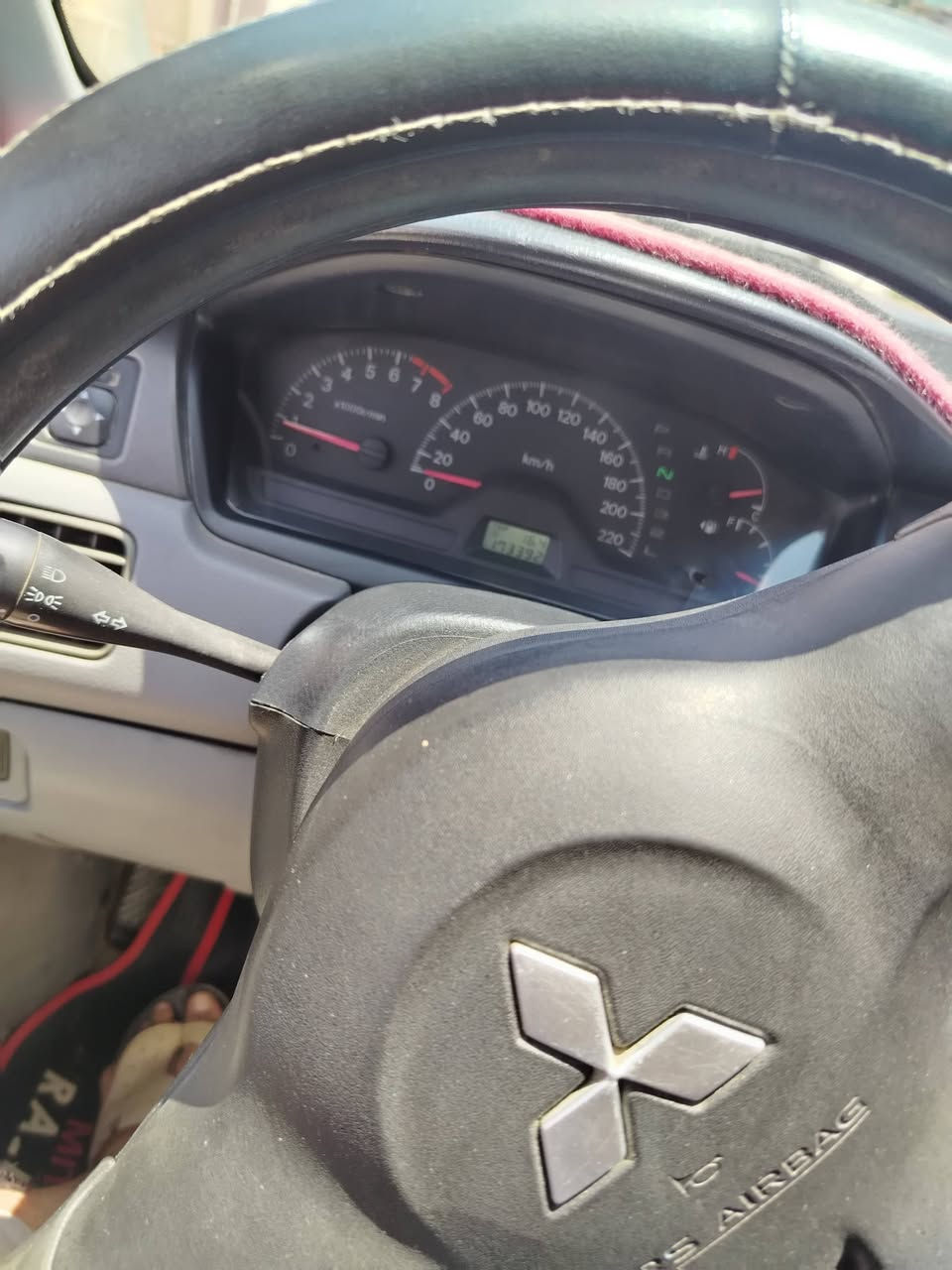 السلام عليكم
لانسر  للبيع
٢٠٠٩
كير محرك كفاله
تبريد ثلج
باسمي تحويل مباشر
رقم انكليزي
هزه جديده
تخم تاير جديد ويل جديد
جاهزه وحلوه  السعر ٨٣ وبي مجال للشراي
*********** للأتصال
