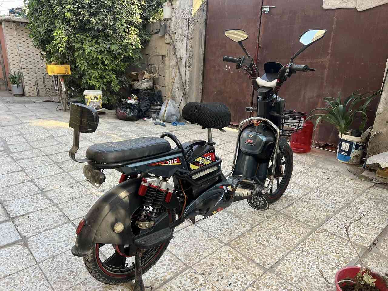 دراجه نضيفه جداً  السعر 340
بيه مجال

بلوتوث بطاريات جدد عل الفحص

بغداد ابو غريب حي الشهداء


**إذا كنت صاحب هذا الإعلان وتريد حذفه لأي سبب، رجاءا أرسل رسالة إلى الدعم الفني**