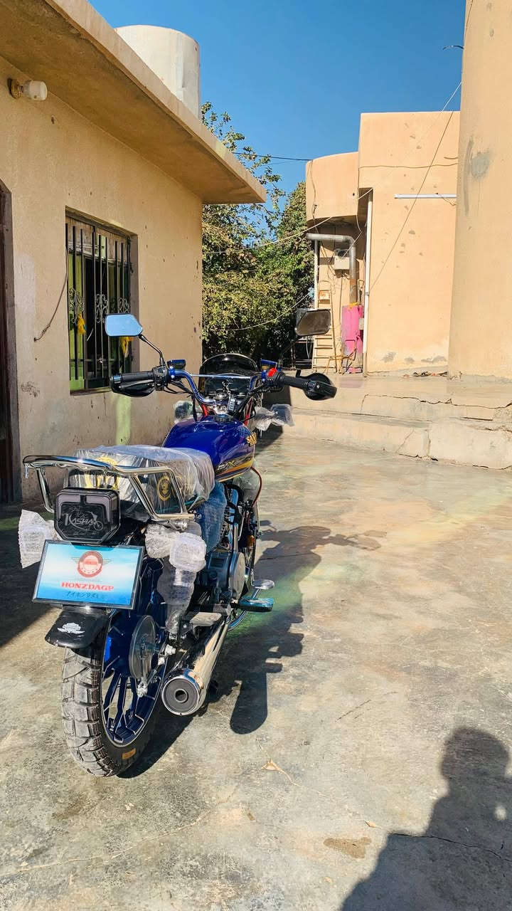 مكلف بالنشر موطور للبيع سافين 2025 هونزدا محرك 200 جديد عله وضع الشركه السعر 850 وبيه مجال
للاستفسار الاتصال على الرقم ***********
