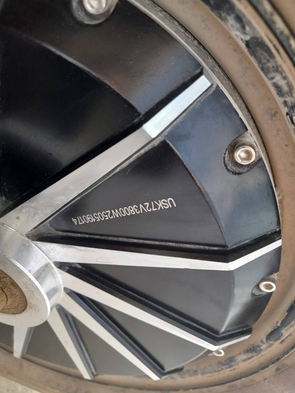 سلام عليكم مره خصت مدير لكروب متاح دراجه شحن للبيع ***********
