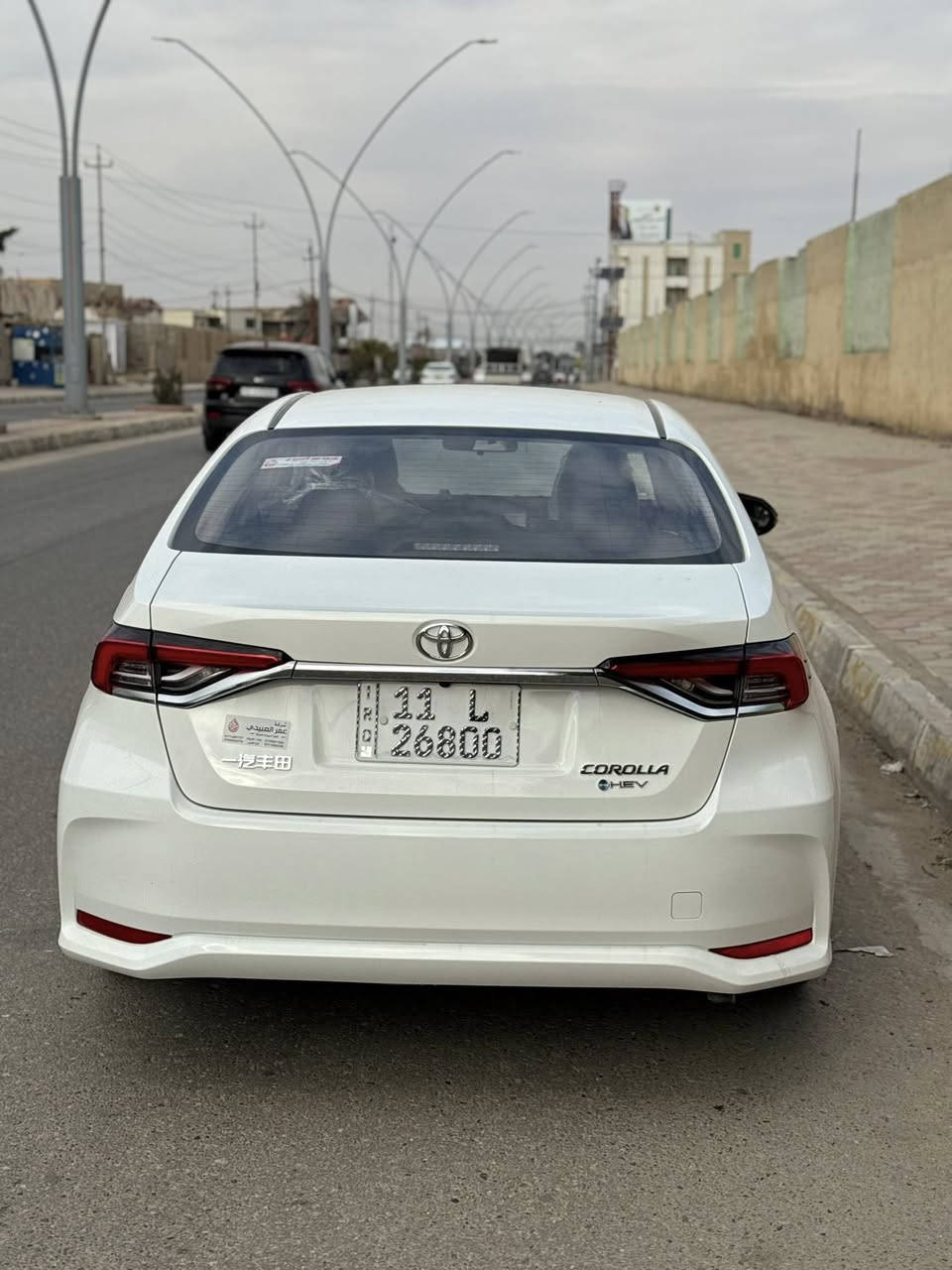 على بركة الله
تويوتا كورلا هايبرد 2025
شكل الخليجي
ماشية الف 5 فقط
بعدها بوضع الشركةة
الفول مال الشكل الخليجي  
بصمه 
فتحة 
اشاره بالمري 
هاند بريك دكمه 
اوتو هولد 
مثبت سرعه 
 قيادة ذاتيه
كشنات جلد
السعر 162  وبيها مجال شي بسيط 
مكان السيارة رمادي 
***********
