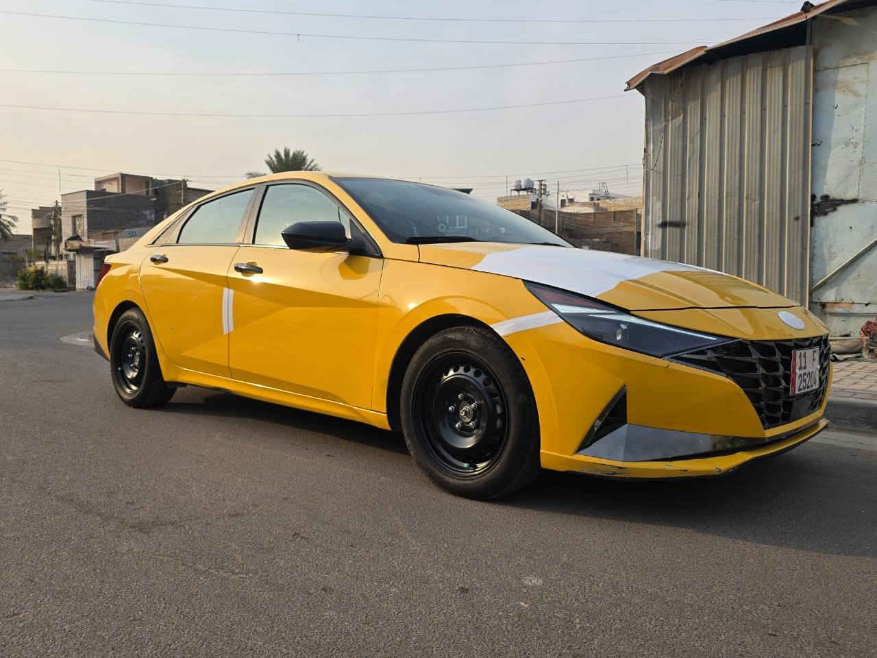 هونداي الانترا 2023  مواصفات
نص فول بصمه ابواب بصمه صندوق 
رادار جانبي امامي 
حادثها جاملغ وباب فقط ماشيه 60 الف 
مكان الشعب  السعر 145 وبيها مجال  مصفره هيئه وغرامات 
***********
