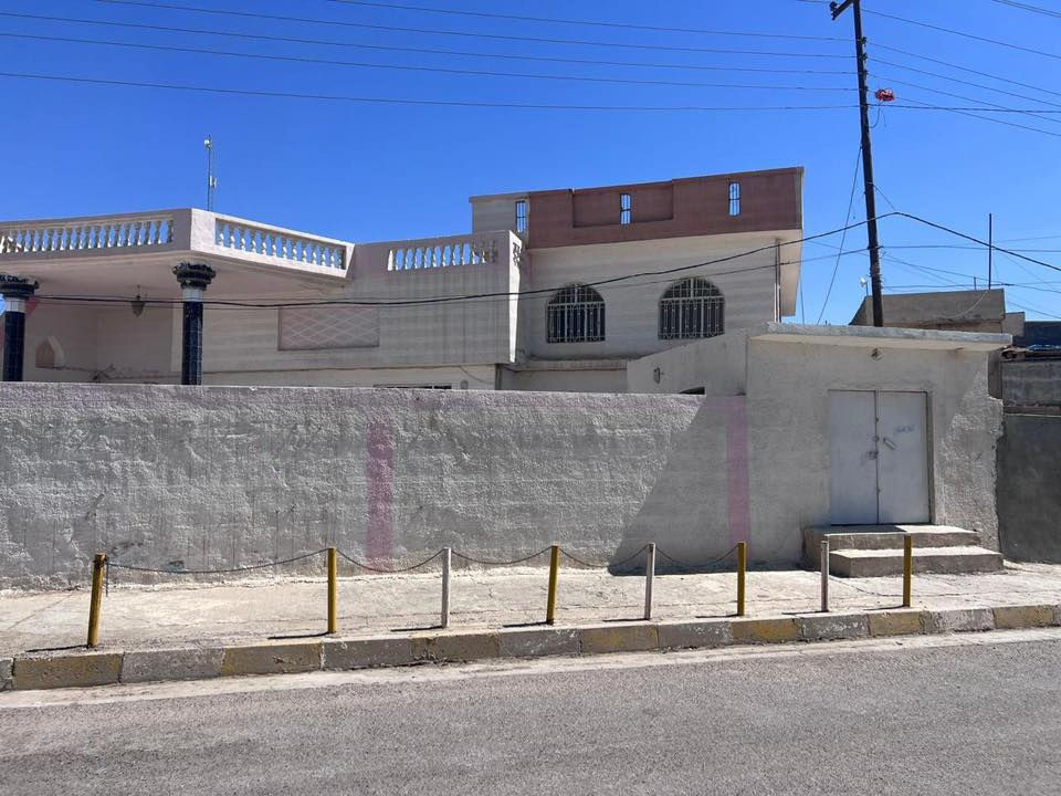 السلام عليكم
دار ركن للبيع بموقع مميز وسعر مناسب في تكريت مقابل المنطقة مقابل محكمة تكريت شارع الاحتفالات المساحة 400 متر . يصلح عمارة شقق ومكاتب للمحامين.
التواصل ( *********** ) واتس اب
