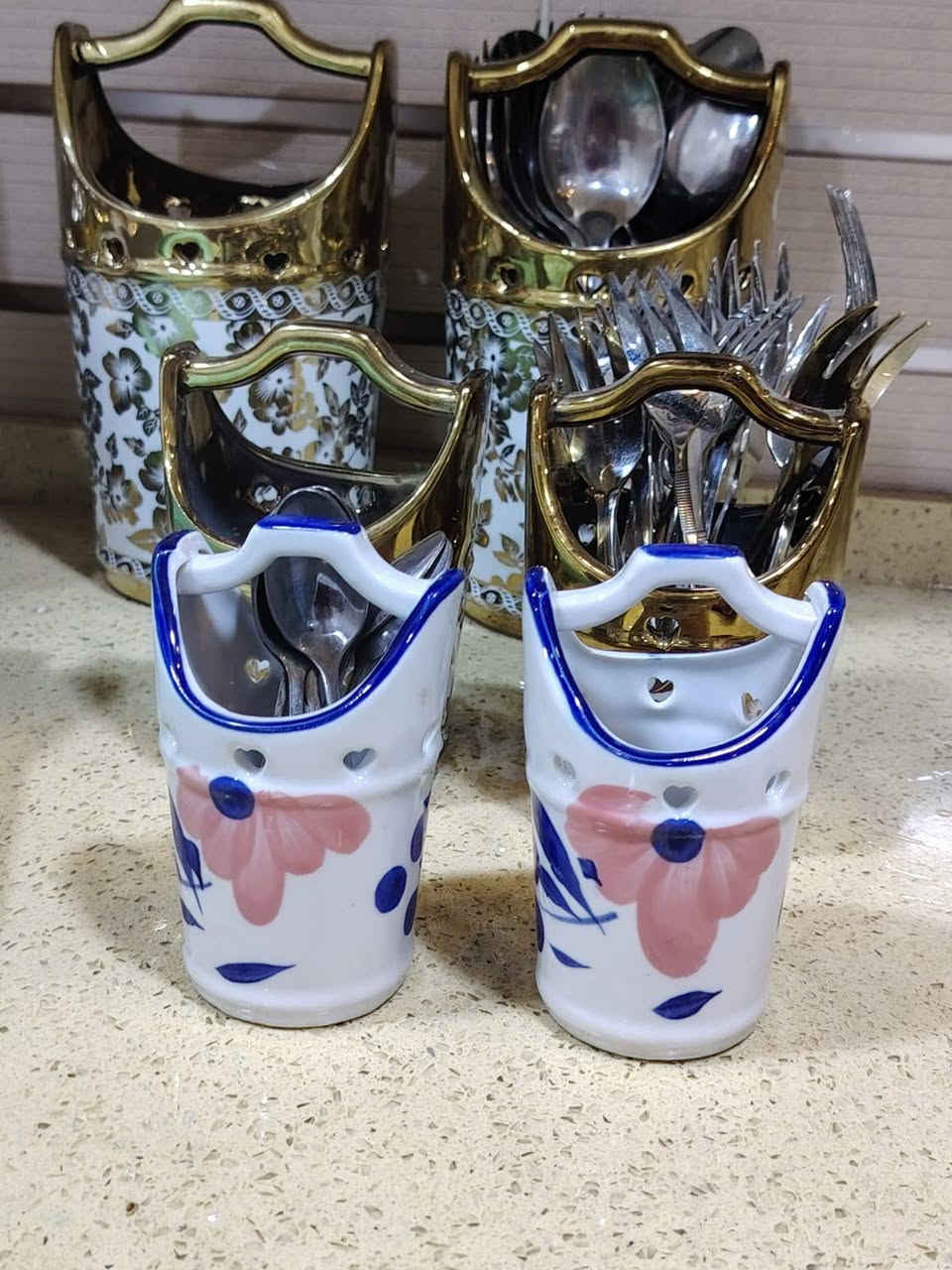 حمالات خواشيق فرفوري مذهب
الحجم الكبير لخواشيق الاكل
حمالات الوسط لخواشيق زلاطه وجطلات الوسط
الزغير ل خواشيق الجاي تجنن❤️😍


**إذا كنت صاحب هذا الإعلان وتريد حذفه لأي سبب، رجاءا أرسل رسالة إلى الدعم الفني**