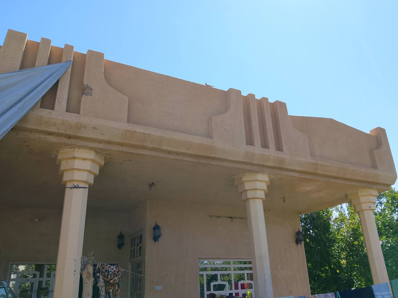 بسم الله السلام عليكم يتوفر دار للبيع مساحة واسعة جدا مميز عدد غرف 2 مع استقبال ومطبخ وصاله كبيرة بيت بنيته على ايدي خير من الله مي اساله ومي قطاس كهرباء خير من الله ديالى منصوريه الجبل مقابيل المجارين أقرب داله جامع نبي الله عيسى ***********

