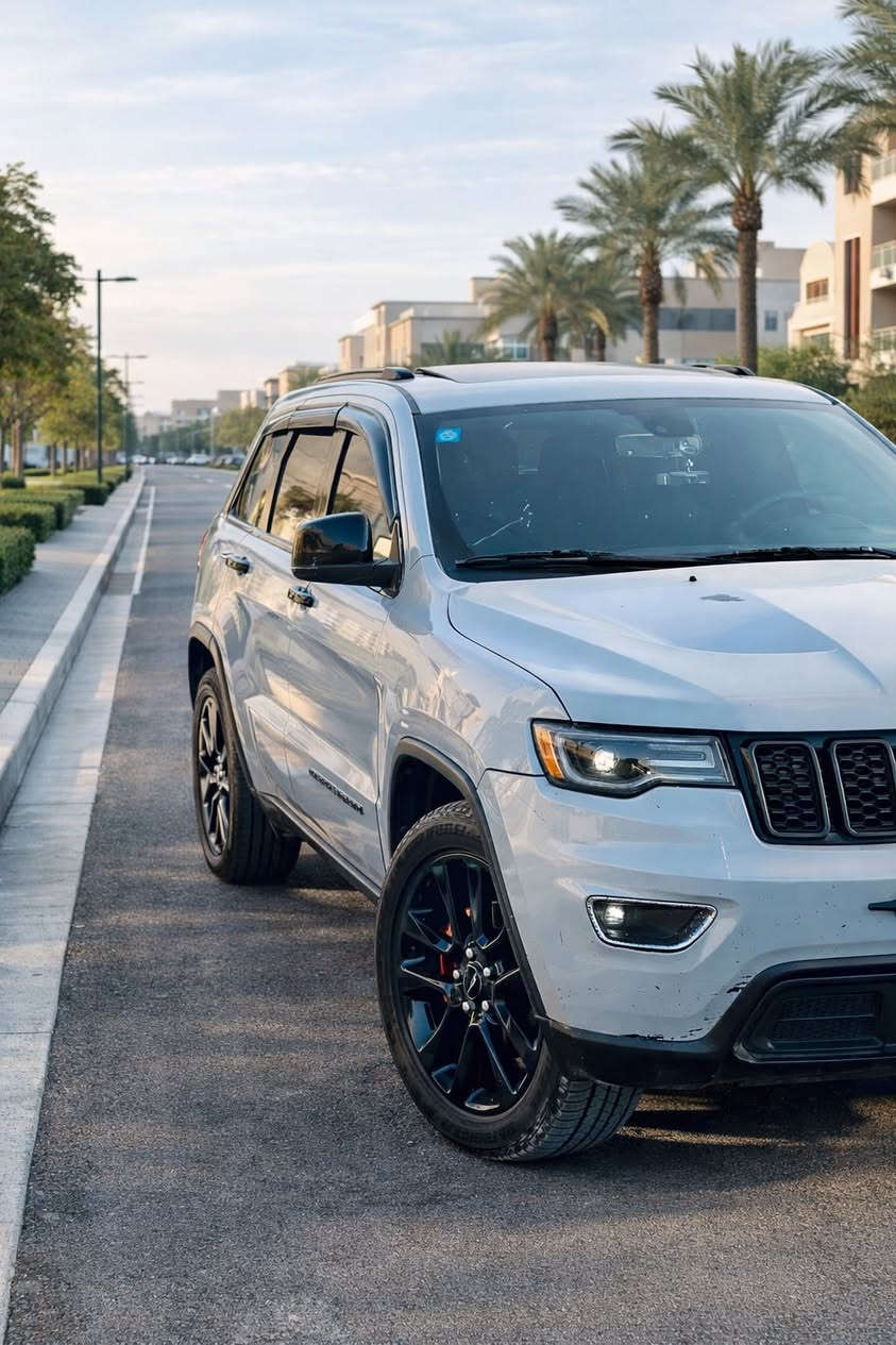 سلام وعليكم
موديل 2019 لون سموك تغيير لون ماشيه 147 الف 
للبيع او المراوس  حسب القناعه 
سعر175 وبيها مجال
***********
