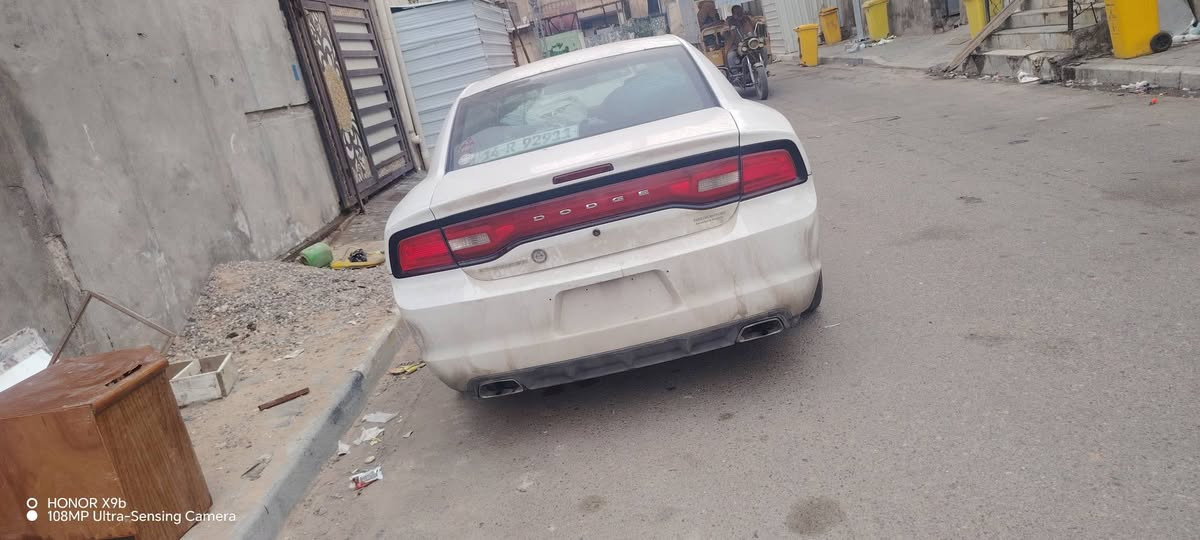 سلام عليكم جارجر ١٢ البيع بسمي بيه اربع بيبان فتح وقبق جنطه مفتوح بدون ضربه بس فتح وجاهزه *********** سعر ١٣٠ وبيه مجال
