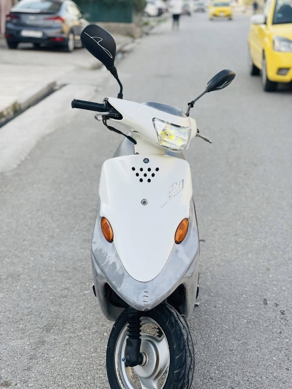 السلام عليكم ماطور نحله مكينه خرسه بمعنه الكلمه مكينه شرط ما مفتوحه قبق هندر مفتوح مره وحده وما مبين سلف وايرمنيه كله شغال شاصي شرط سعر480 وبي مجال شي بصيط التواصل ***********
