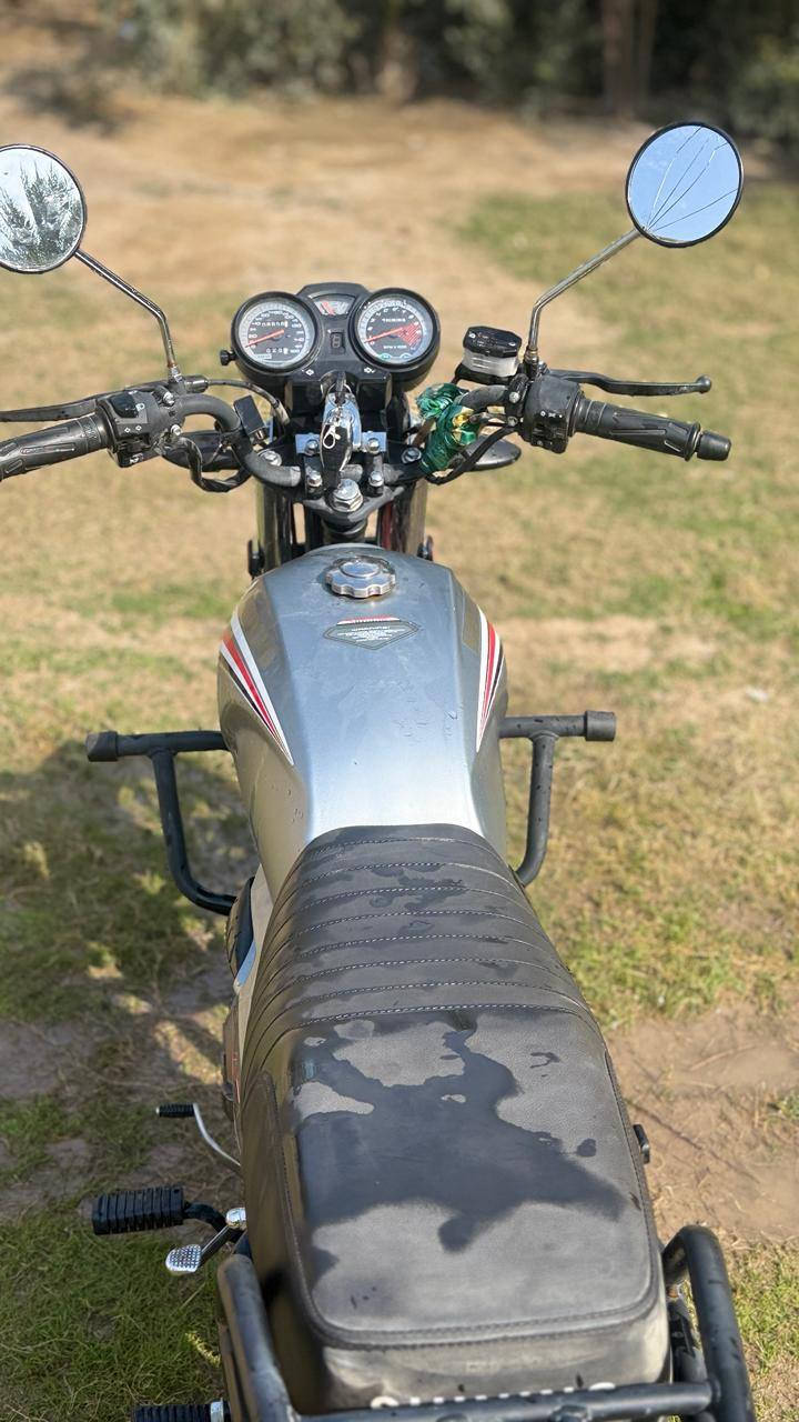 السلام عليكم دراجه شانك للبيع موديل 2025
للاستفسار.واتساب ***********
مكان:بابل
