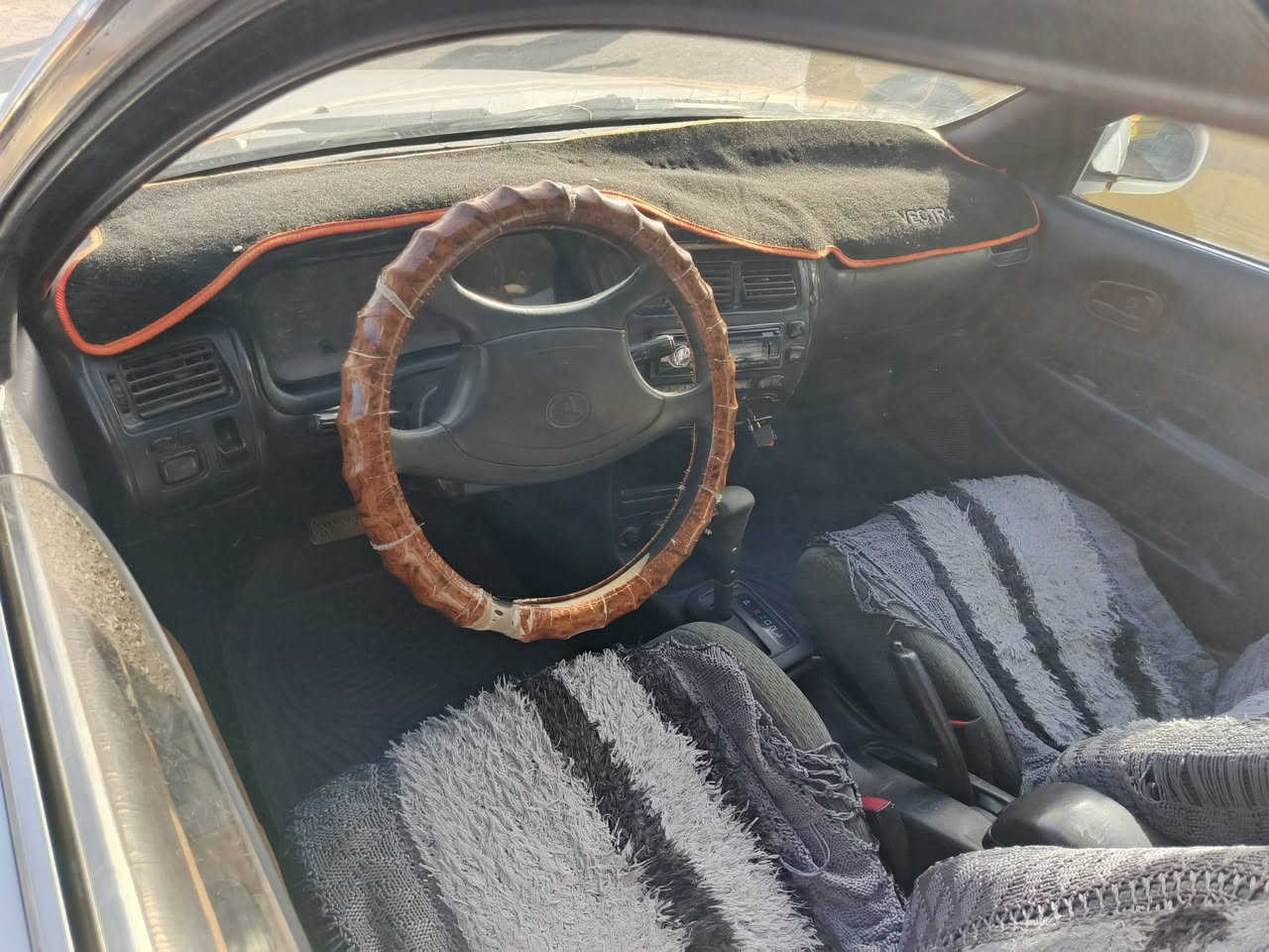 للبيع كورله موديل 93 بيها كابون بانزين السعر 52 للستفسار الاتصال على الرقم ***********0
