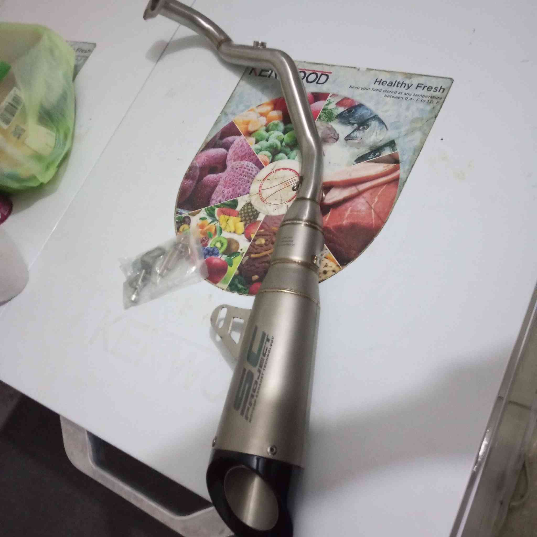 صلنصة سي اس تيتانيوم جديد ما مستخدم + بوري ستيل سعر 60 الف توصيل موجود لجميع  ***********
