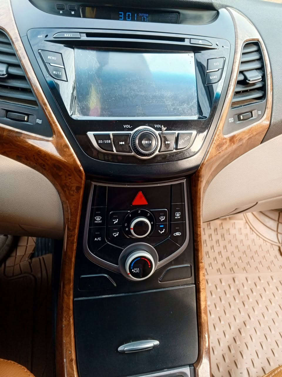 سلام عليكم النترى 14مكينه 1800السونار مرفق بالمنشور السعر 125وبيهه مجال للطيبين المكان بابل***********
